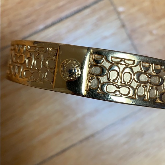 Gold Coach Bangle - Picture 2 of 5